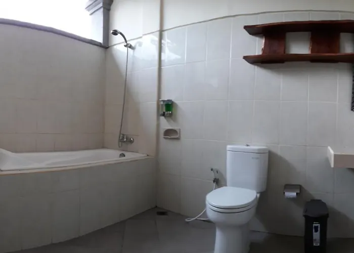 Guest house Bungsil Gading