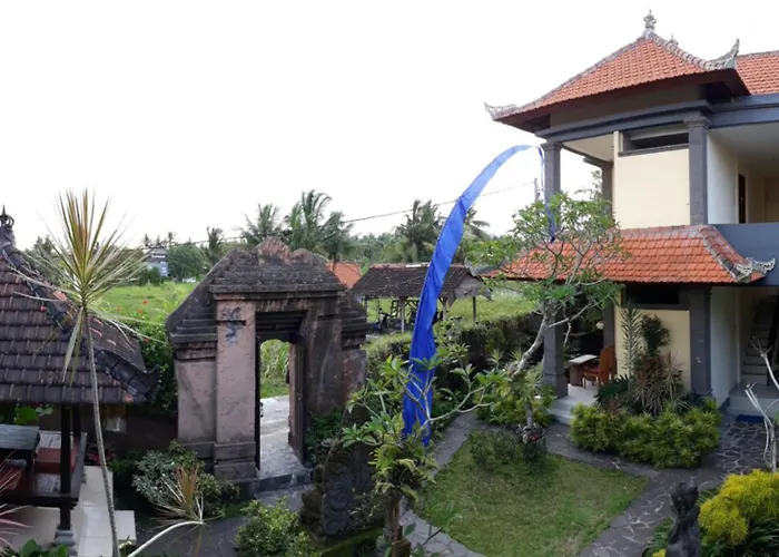Guest house Bungsil Gading 3*